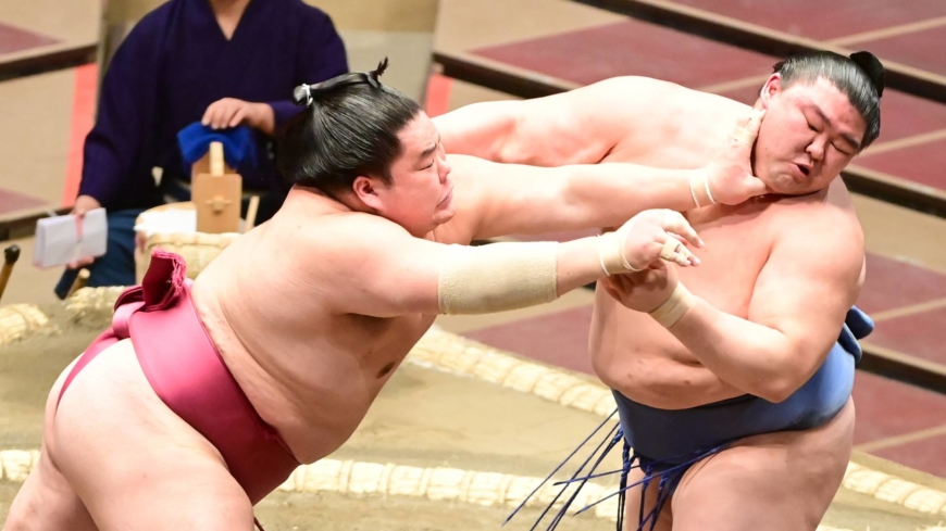 Takakeisho’s struggles continue as all three ozeki fall on Day 3