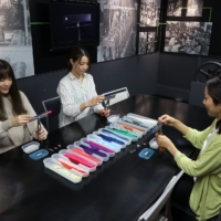 Visitors can join workshops to make their own zippers; it’s more difficult than it looks! | YKK GROUP