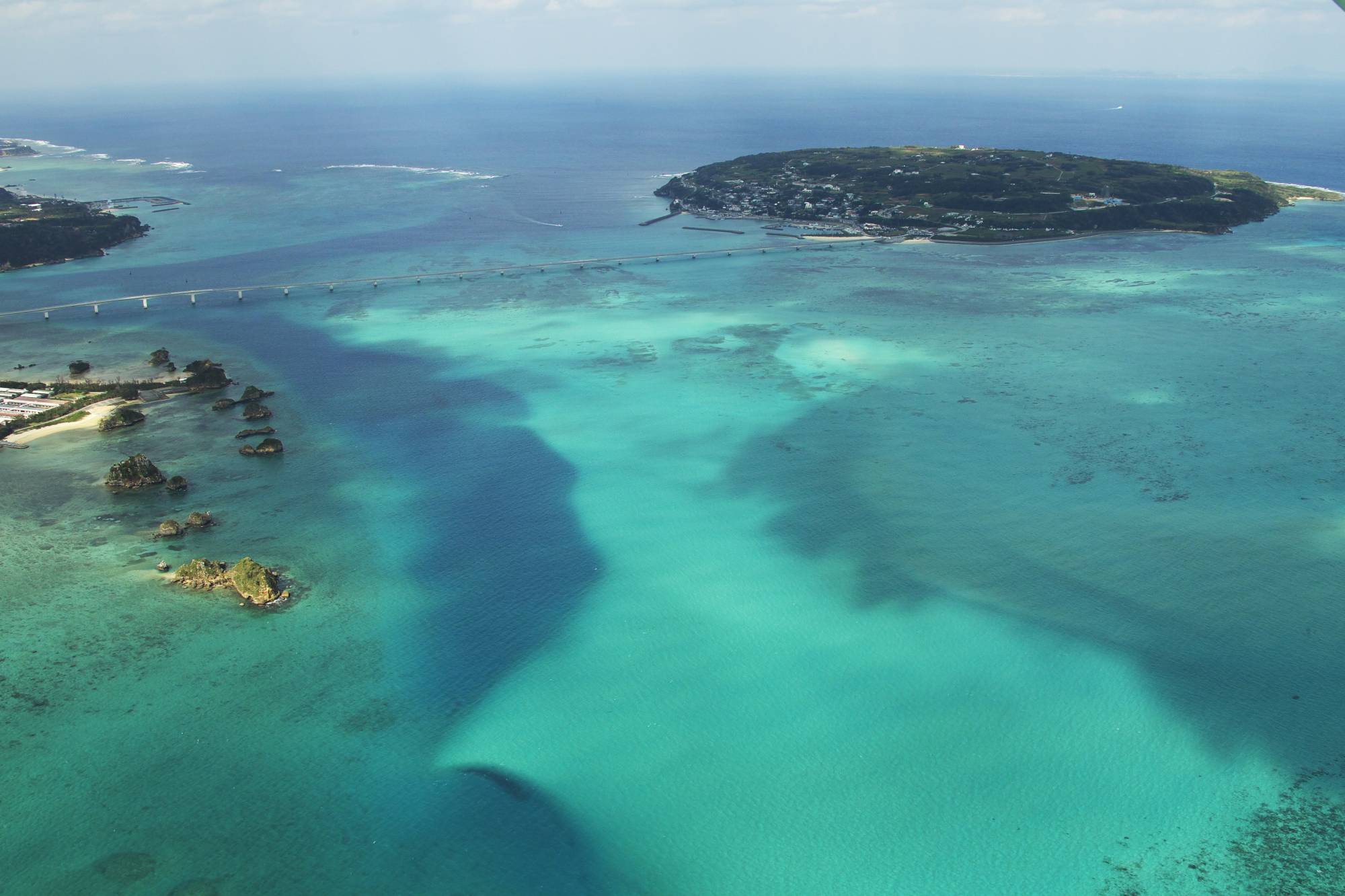 Kouri Island is famous for its breathtakingly beautiful emerald green waters and a coralline rock formation in the shape of a heart.