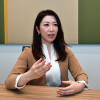 Mayumi Kimura is a co-leader of Women’s Network, Medtronic Japan’s internal working group that supports the company’s female workers. | YOSHIAKI MIURA
