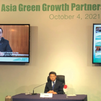 Ministers and delegates from 22 countries and international organizations joined Japan for the First Asia Green Growth Partnership Ministerial Meeting on Oct. 4. | MINISTRY OF ECONOMY, TRADE AND INDUSTRY