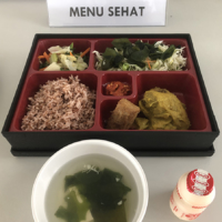 In 2019, Nutrition Japan Public Private Platform redesigned the lunch menu for Japanese factories in the Kota Deltamas industrial complex. The revamp gave employees a better balance of fats, protein and energy, as well as more vegetables. | NJPPP