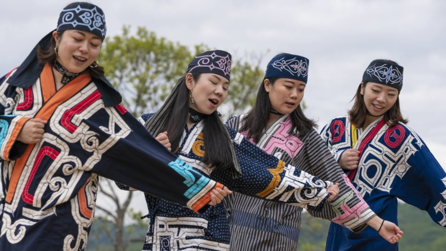 Efforts underway to save Ainu language and culture The Japan Times picture