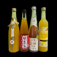 Flight of Ehime's fruit liqueurs. 720ml x 1 500ml x 3