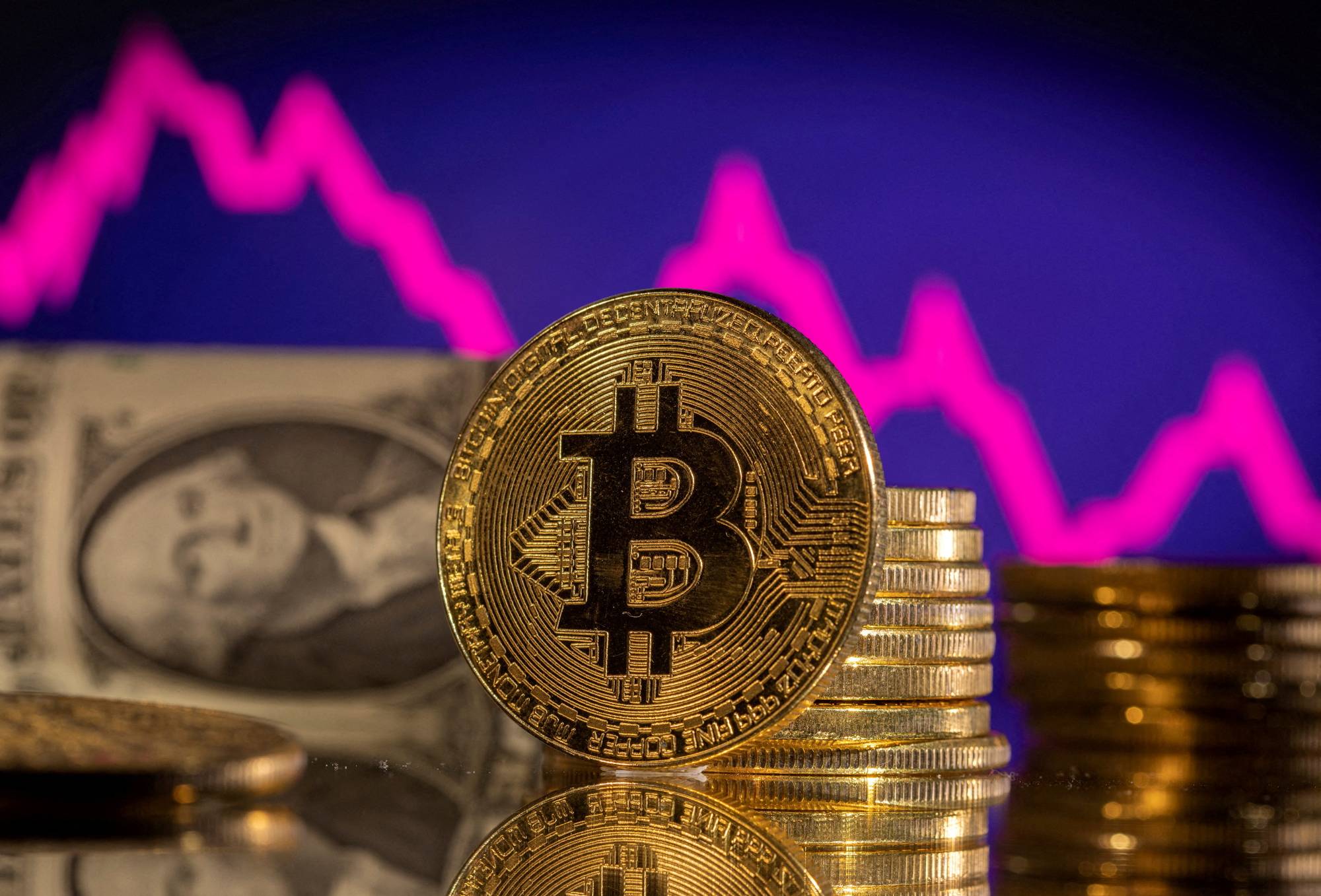 americas biggest bitcoin exchange just broke as prices tumbled bitcoin transaction multiple inputs