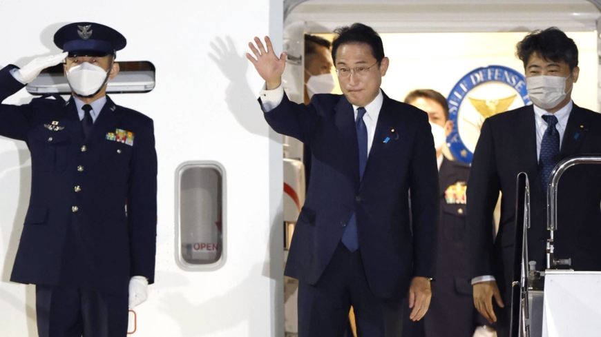 Prime Minister Fumio Kishida departs from Tokyo’s Haneda Airport for the Group of Seven leaders’ summit in Germany on Saturday night.
