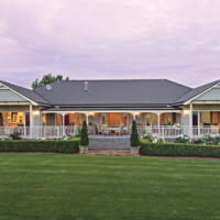 With almost 100 years in the realty arena, Barfoot & Thompson
knows the ins and outs of the business. Pictured: The Karaka Farm | © BARFOOT & THOMPSON