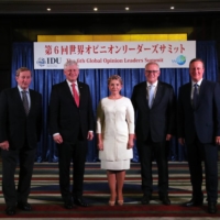 Former Taoiseach of Ireland Enda Kenny (left), former Prime Minister of Canada Stephen Harper (second from left), former Ukraine Prime Minister Yulia Tymoshenko, former Australian Prime Minister Scott Morrison and former Prime Minister of the United Kingdom David Cameron pose at the summit. | TTJ TACHIBANA PUBLISHING