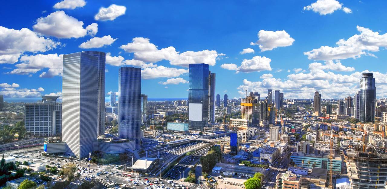 Тель-Авив стал крупным и уникальным бизнес-центром с ведущими стартапами и высокотехнологичными компаниями. | ПОСОЛЬСТВО ИЗРАИЛЯ