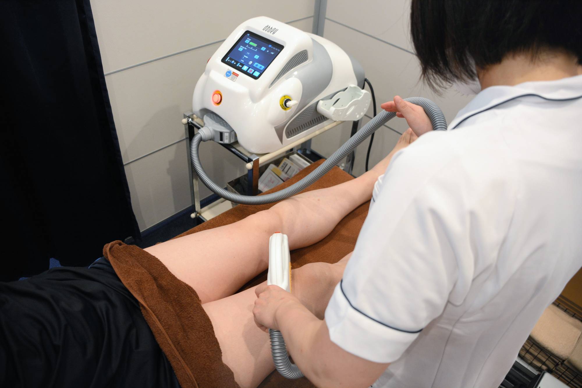 In Japan, body hair removal transcending age and gender boundaries | The  Japan Times