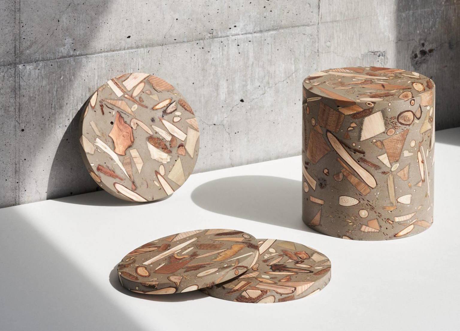 O ForestBank do Studio Yumakano é composto por resíduos da indústria florestal, incluindo galhos, sementes, folhagem e solo, todos unidos por um acrílico à base de água. | ESTÚDIO YUMAKANO