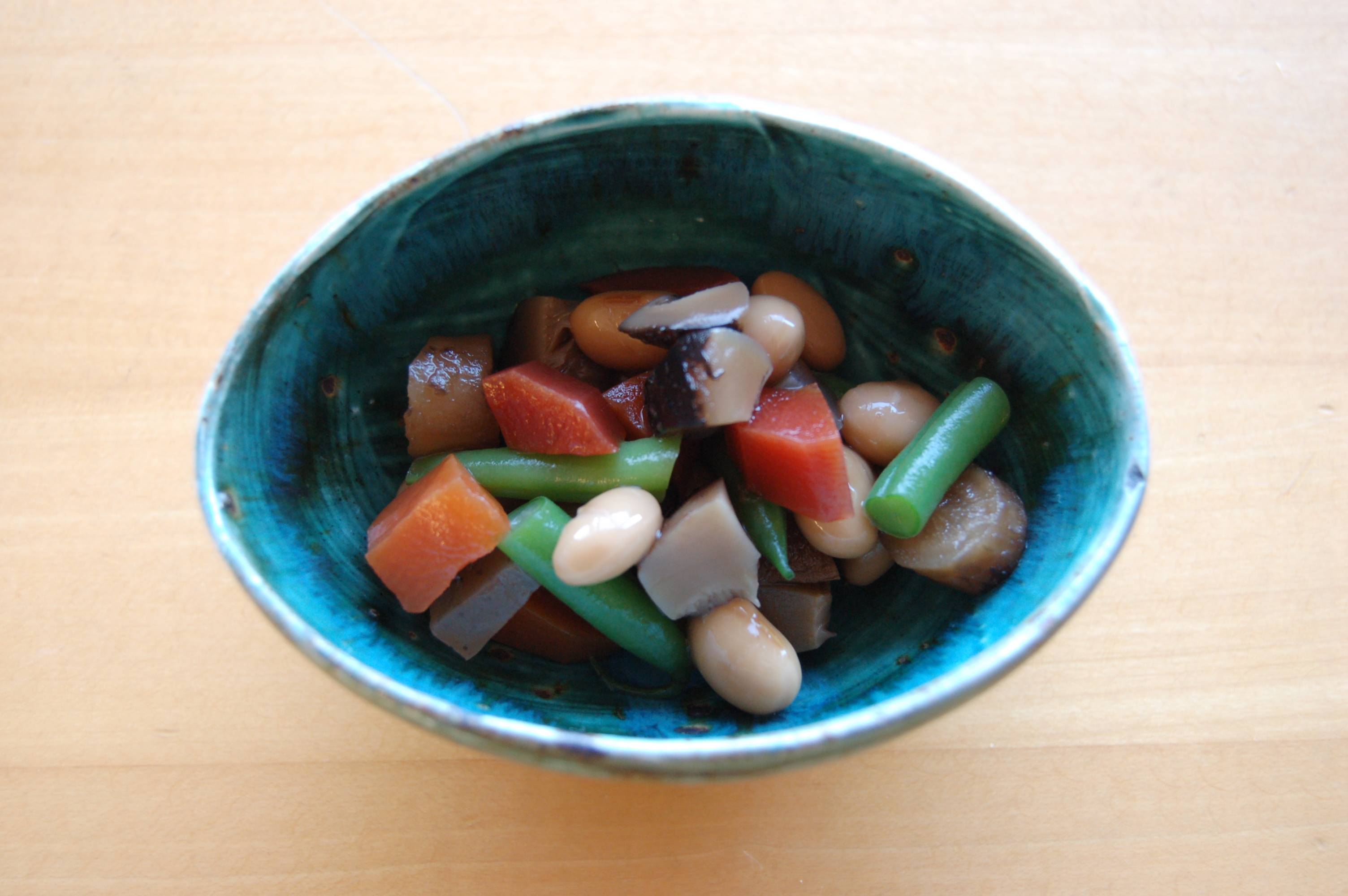 This bean dish is perfect for chasing away both hunger pangs and demons (as is tradition on Setsubun). | ELIZABETH ANDOH