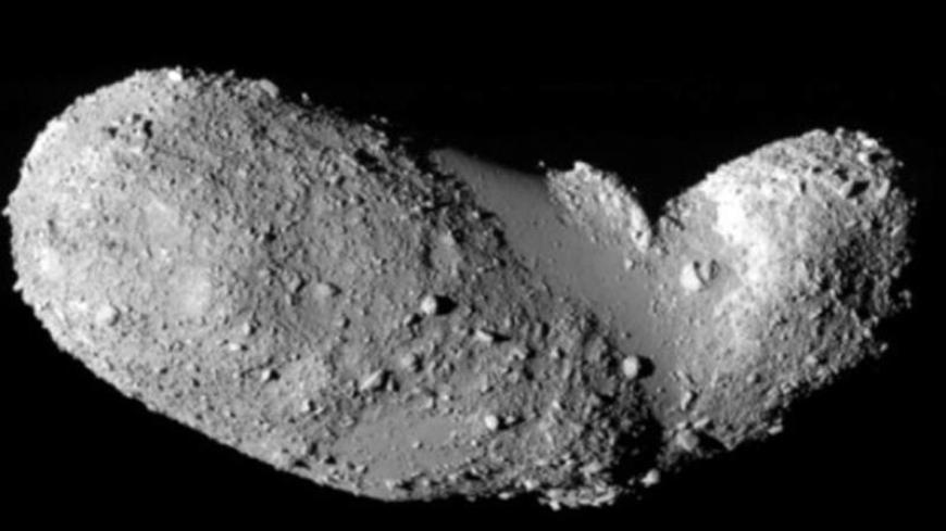 How three dust specks reveal an asteroid’s secrets