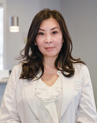 Maki Kuraoka Rheaume, M.D. | © KURAOKA CLINIC