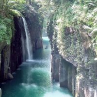 Scenic Takachiho Gorge is one of Miyazaki’s most popular attractions. | TAKACHIHO TOURIST ASSOCIATION