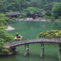 Awarded three stars by the Michelin Green Guide, Ritsurin Garden is the largest cultural property garden designated by the government as a Special Place of Scenic Beauty.