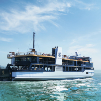 Foreign visitors can enjoy panoramic views of the islands of the Setouchi Inland Sea thanks to discounts on various passenger ferries that connect cities on Shikoku and Honshu. | SETOUCHI-MATSUYAMA TOURISM PROMOTION COMMITTEE