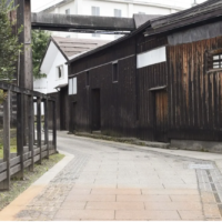 Take a walk on the old Historic Mikuni Route located in the brewery town of Settaya.
This brewing town, Settaya, is located in Nagaoka City, Niigata Prefecture.