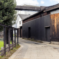 MIKUNI KAIDO, a road dating from the Edo period in the SETTAYA area visited by students from Fort Worth, USA.