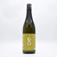 The award-winning junmai sake 郷（GO）VINO 'Go (GO) VINO'.
VINO' is characterized by a fruity taste with moderate acidity and fullness like a white wine.