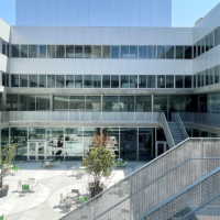The Hyakunijunenkan Building at JWU’s Mejiro Campus was completed in February 2021 as part of the university’s 120th anniversary project. | JAPAN WOMEN’S UNIVERSITY