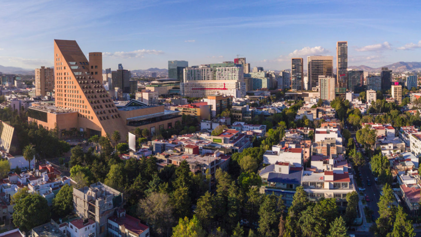 Sunset at Horacio Avenue near Polanco. Panoramuc aerial view near the Palacio de Hierro, you can see in the background the famous mall Antara, Mexico city