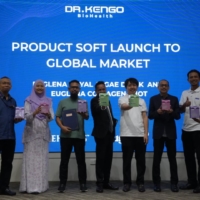 Group photo with key stakeholders, including CEO Kengo Suzuki, representatives from Sirehemas, MTDC, MATRADE, and SMEBANK.
