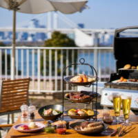 Various course menus are available at barbecue terrace Ablaze.