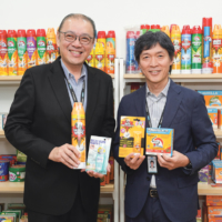 Dato’ Brian Tan, President and CEO, poses with Kanji Akai, Managing Director of Fumakilla Malaysia.